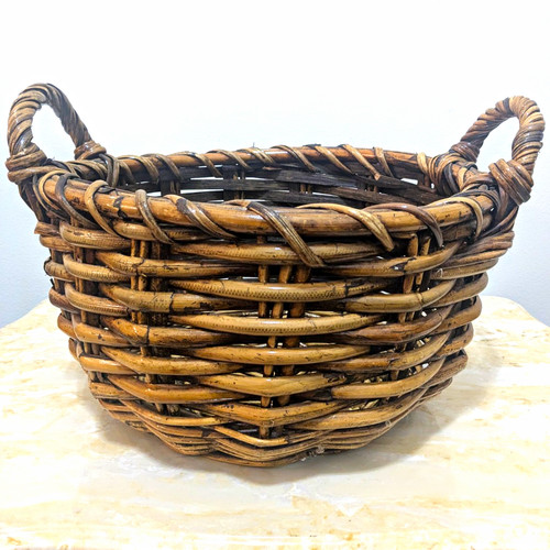 Large vintage wicker rattan - large,