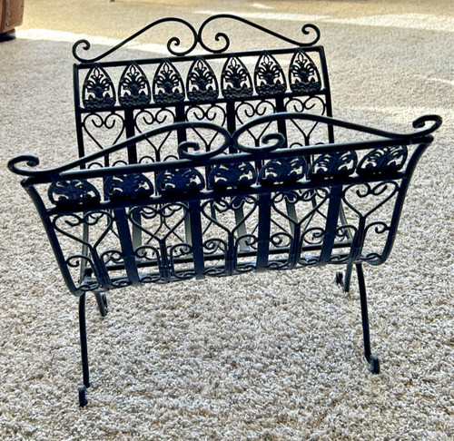 Scroll design metal - design,