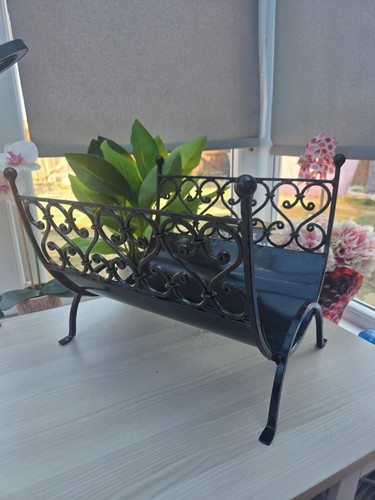 Vintage black wrought iron log - black,